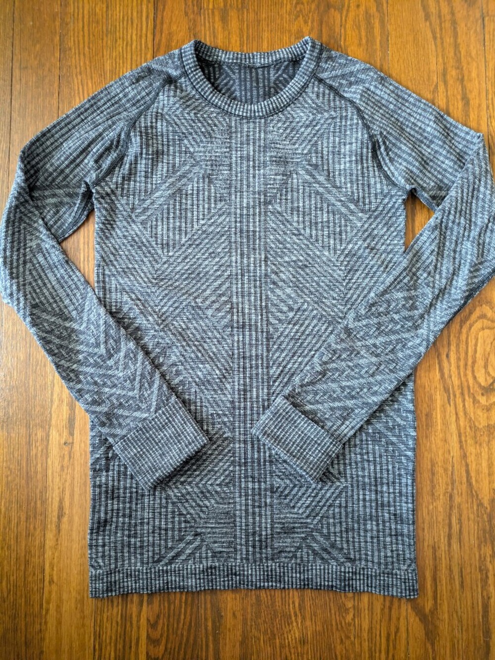Lululemon Rest Less Pullover Heathered Black Size XS/S Run Sports Activewear